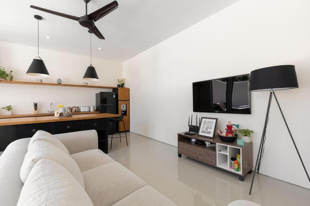 The R Villa Kaba - Incl. Motorbikes Seminyak Zewnętrze zdjęcie